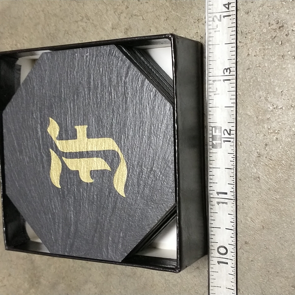 NIB, Box of 4 Beautiful Slate Coasters with the letter F - Picture 9 of 9